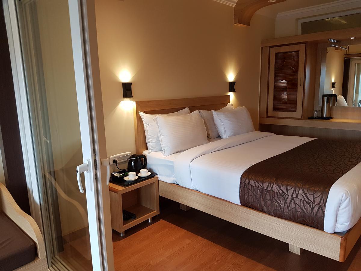 Darshan Resorts Pvt Ltd Утакаманд Экстерьер фото