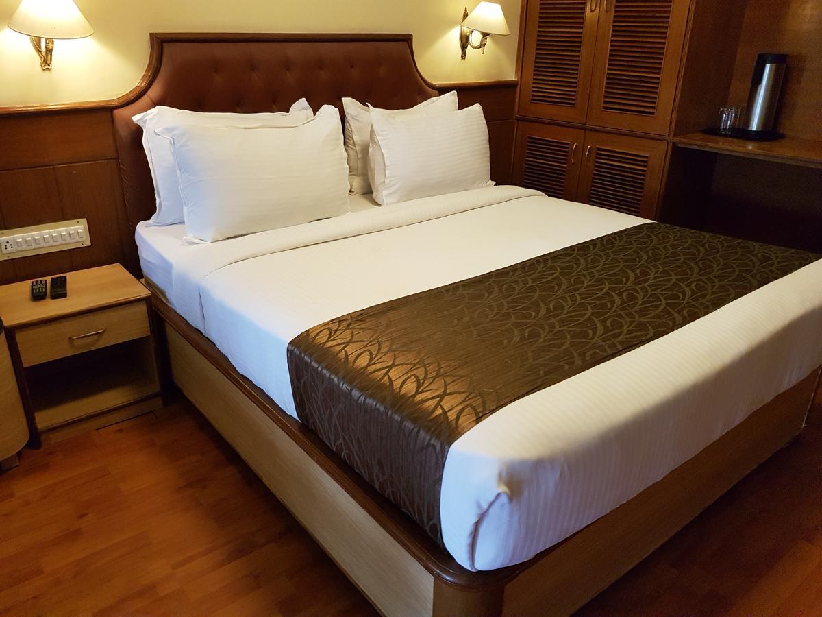 Darshan Resorts Pvt Ltd Утакаманд Экстерьер фото